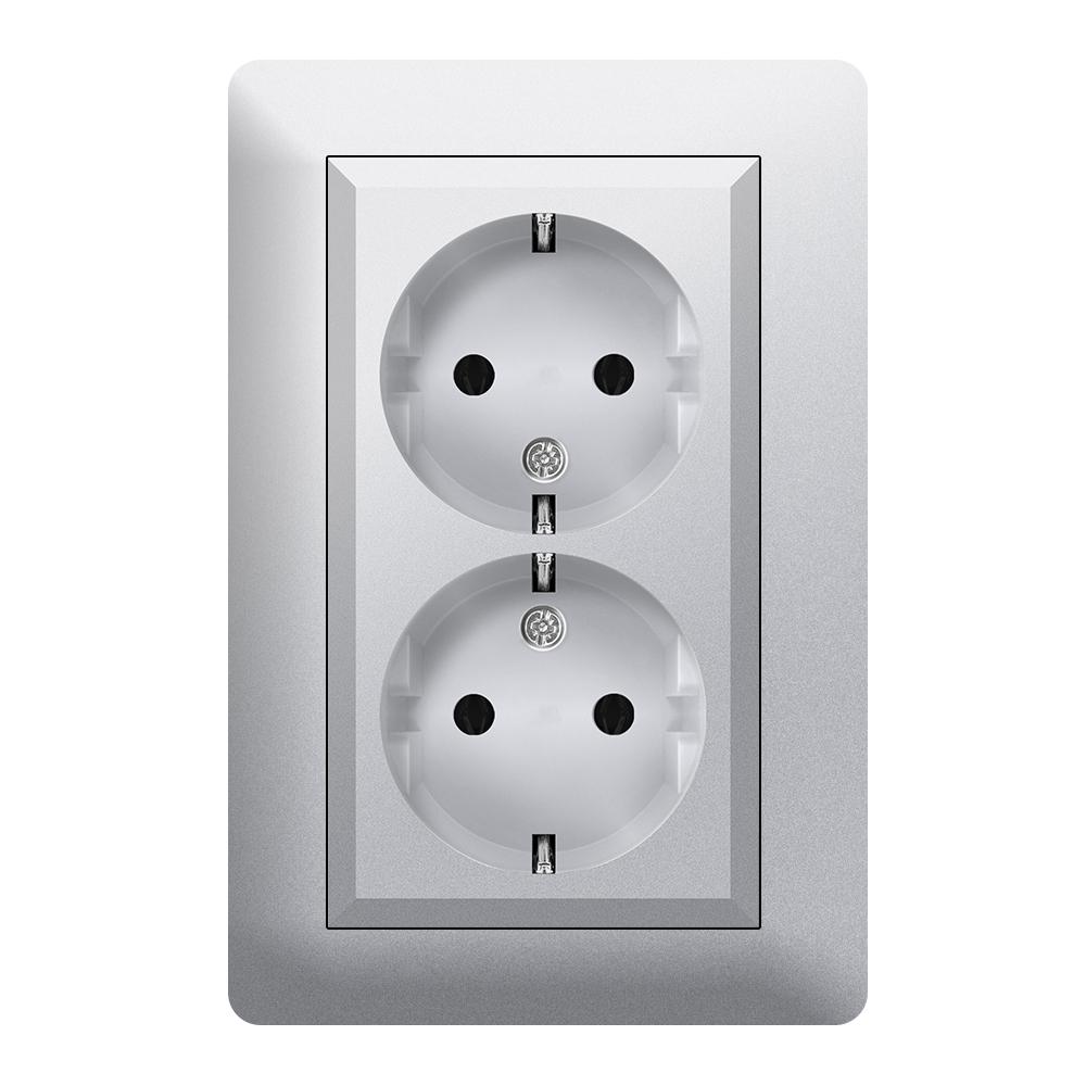 KOMBISTECKDOSE auf einem Sockel Doppelsteckdose ( Einsatz + Deckel ) LUNIS Met. Silber